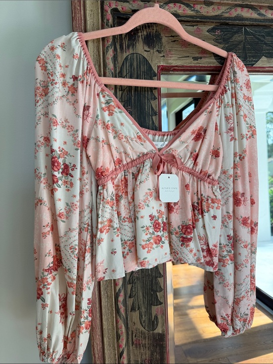 Altar'd State Other - Altar'd State Blush Pink Floral Tie-Front Peasant Top